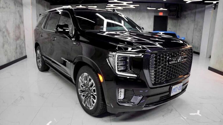 GMC – YUKON DENALE  – BLACK