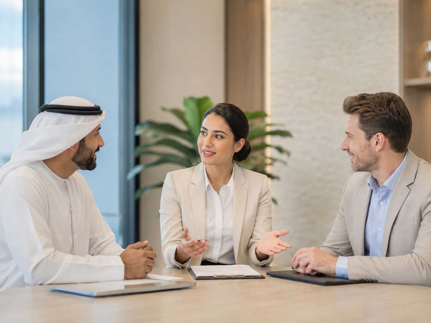 مرافقة مناسبة للأفراد والوفود